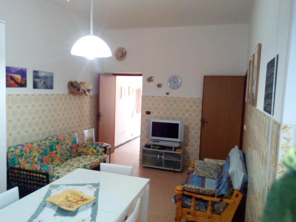 Appartamento Daniela SantʼAntìoco Kültér fotó